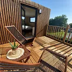 Tiny Et Jacuzzi Charente Maritime