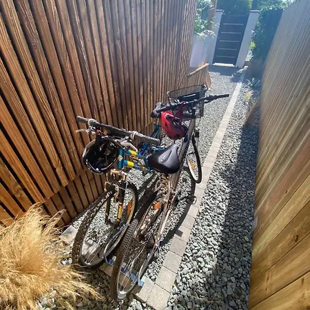 Tiny Et Jacuzzi Charente Maritime * Plassay