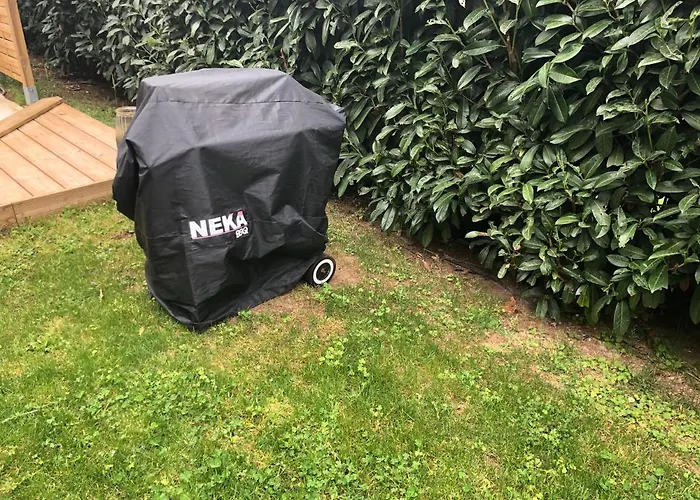 Tiny Et Jacuzzi Charente Maritime Plassay